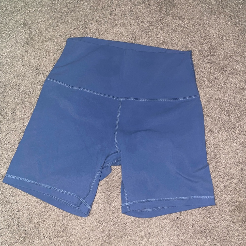lululemon align shorts